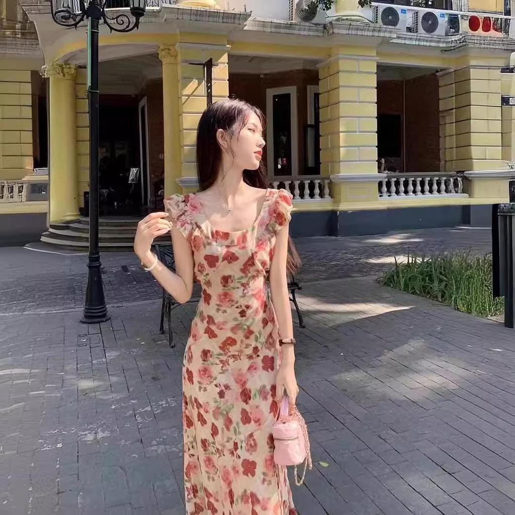 Women's Summer 2024 French Retro Floral Dress with Fly Sleeves & Slim Fit