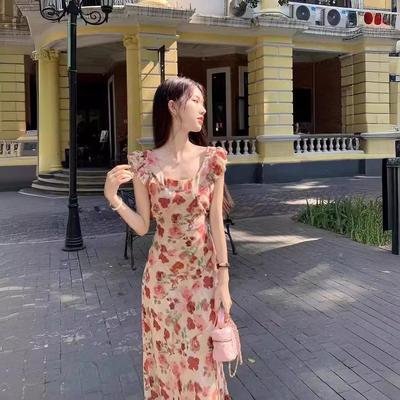 Women's Summer 2024 French Retro Floral Dress with Fly Sleeves & Slim Fit