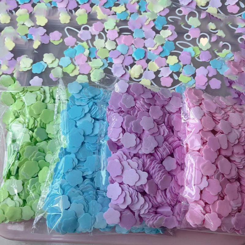 

Compact Disposable Hand Soap Sheets - Petal Paper for Students