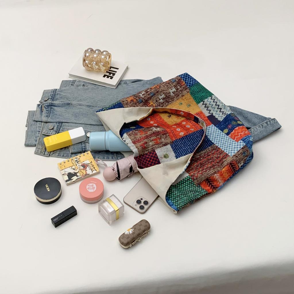 High Value, Lightweight, Characteristic Armpit Bag, Large Capacity, Versatile Commuter Tote Bag, Retro Contrasting Messenger Bag