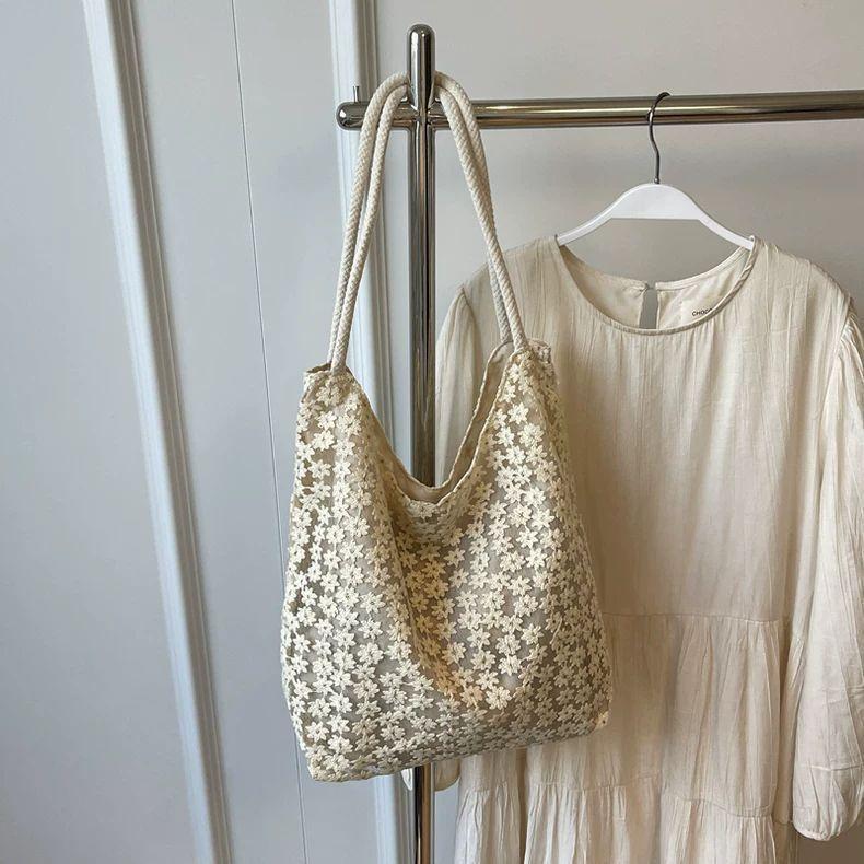 Large Capacity Casual Commuter Tote Bag for Women - Stylish Lightweight Minimalist Shoulder Handbag