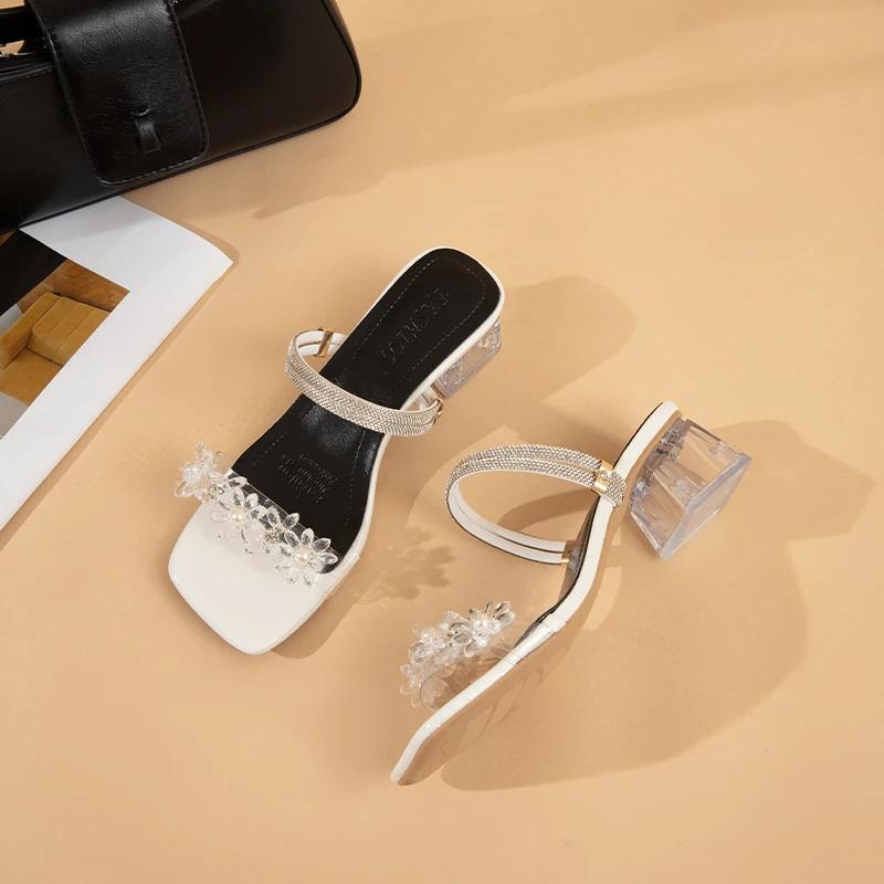 2024 Hot Selling Fashion Women's Flower Decorated Versatile Solid Color Flat Bottom Women's Slippers Open Toe Women's Slippers