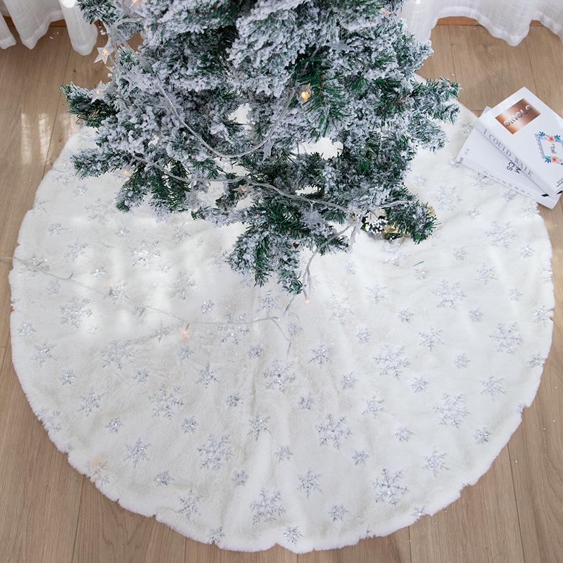 White Sequin Snowflake Plush Christmas Tree Skirt