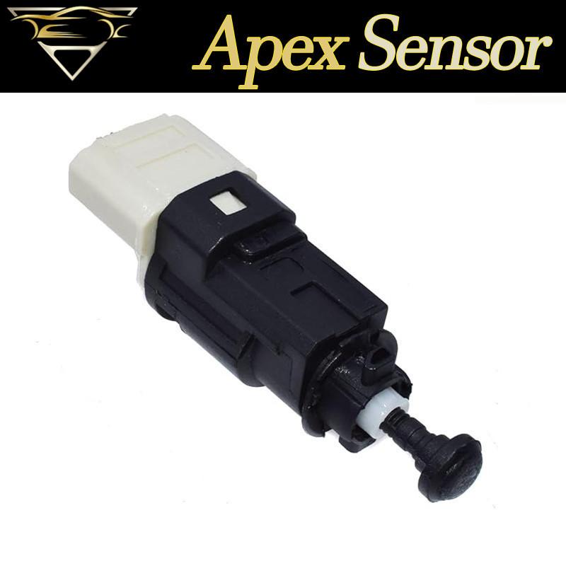 

For Renault SANDERO Brake Switch Pedal 2008 to 2013 KWID from 2017 2022 DUSTER from 2012 2015 by