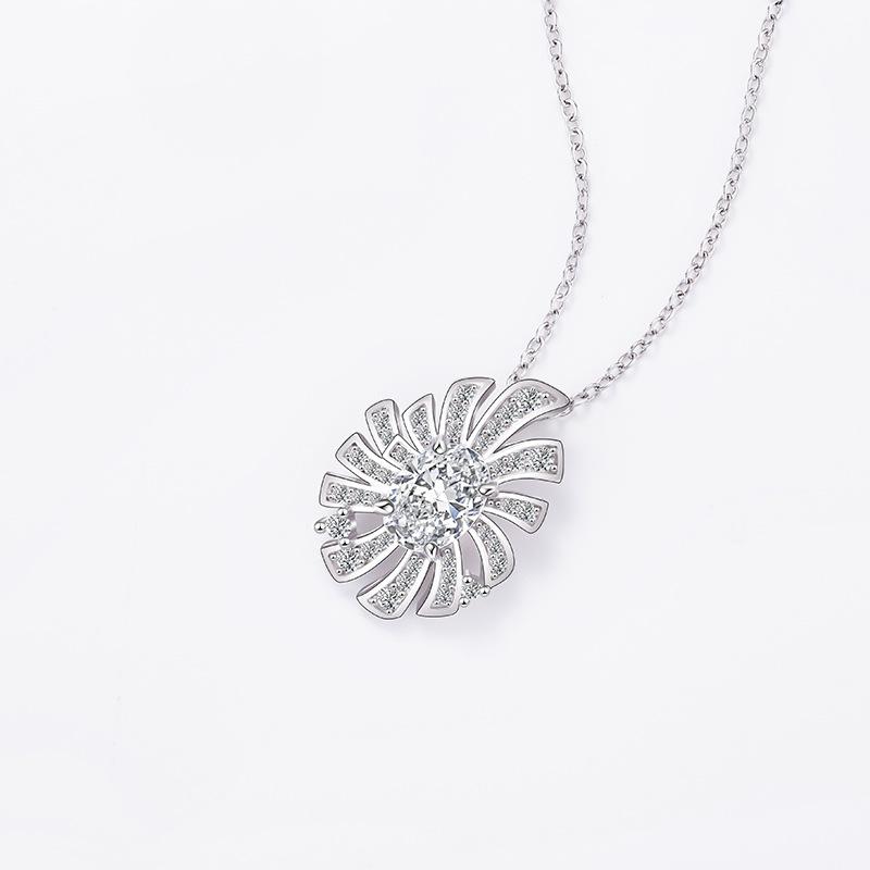 Geometric Zircon Sunflower Necklace Women's Light Luxury Niche Ins Temperament Full Diamond Pendant Stainless Steel Collarbone Chain
