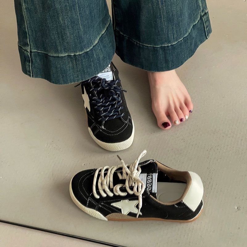 Pantofi sport de nișă toamnă și iarnă versatili retro pantofi de antrenament germani pantofi mici murdari cu stea pantofi casual cu talpă moale pentru femei modă pentru femei