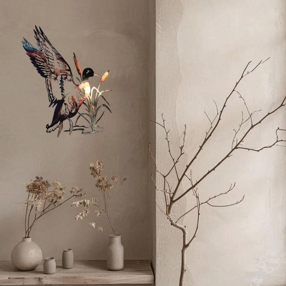 1pc Hand Painted Duck Metal Wall Art, 10 Inch Hanging Decor for Home Kitchen Restaurant, Door Sign, Housewarming Gift