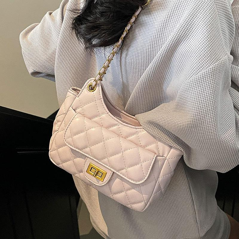 Spring and Summer New Products Fashionable Small Fragrant Wind Rhombus Chain Underarm Bag High Sense Women's Temperament Versatile Shoulder Bag