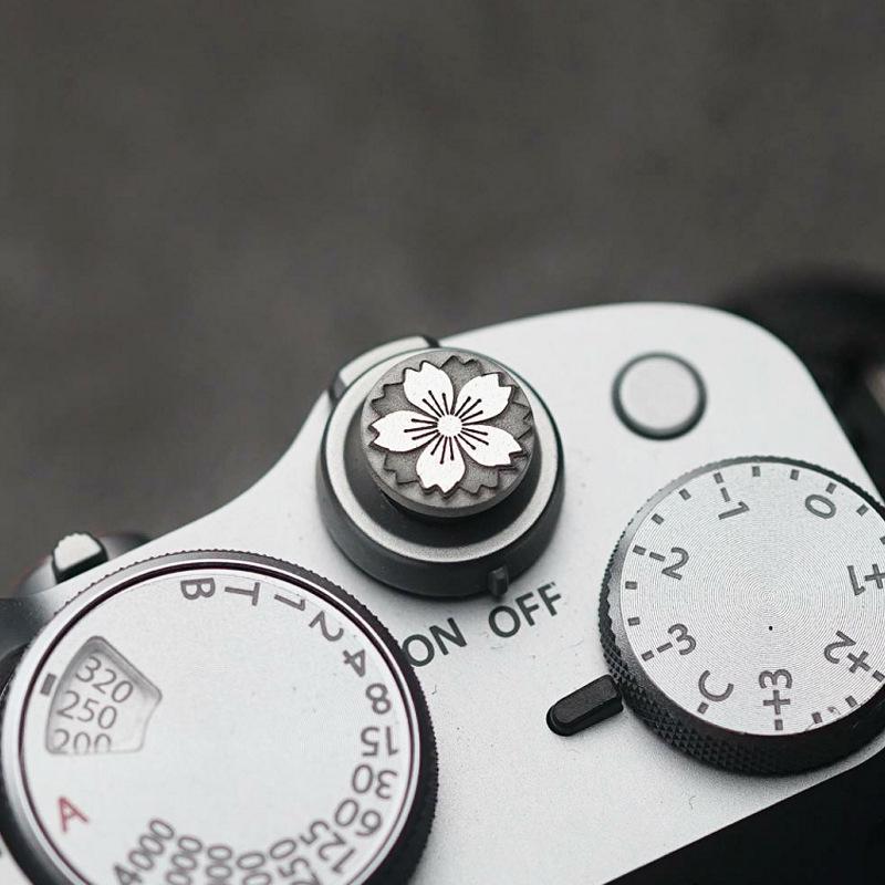 Sakura Hot Shoe Cover for Fuji XT5/XT4/XT30, Nikon, Canon, Sony A7C2 Cameras