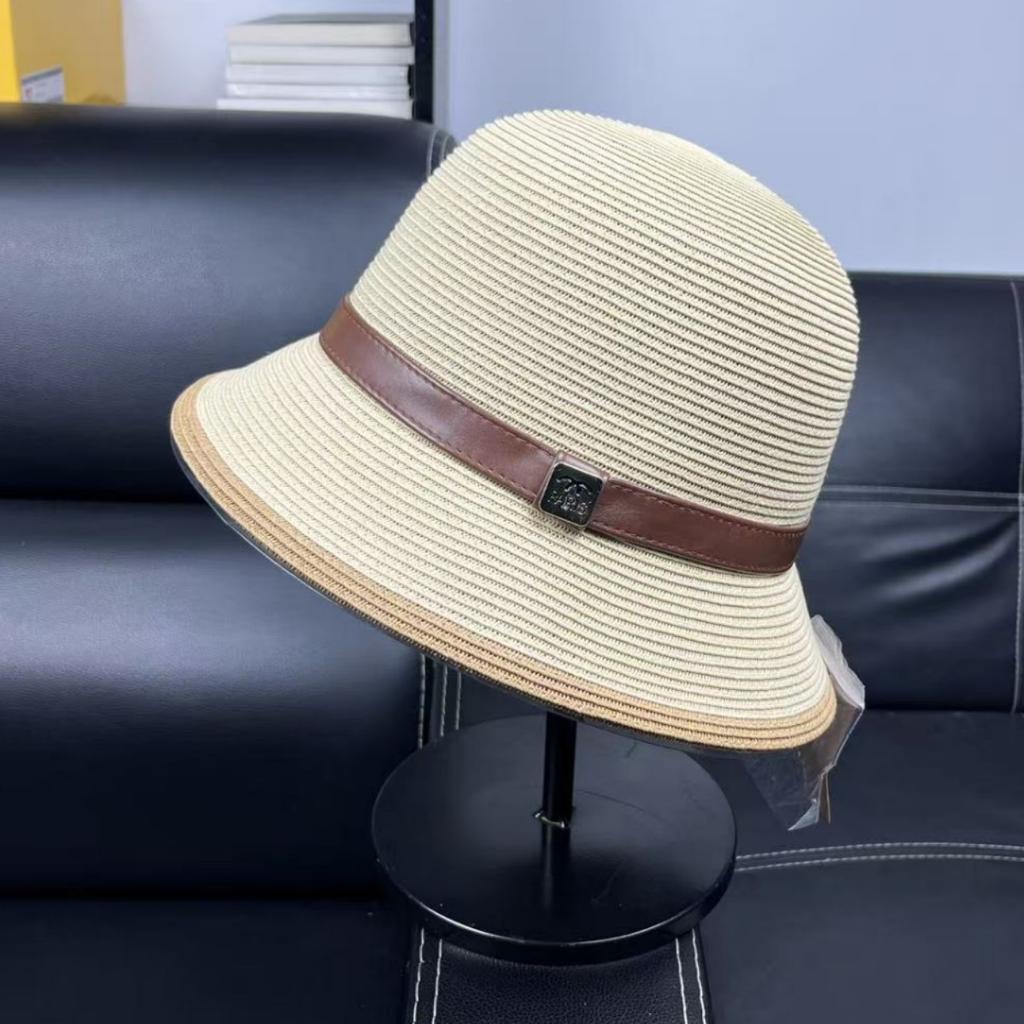 2026 simple spring and summer face small bucket hat female foldable sunshade sunscreen basin hat for traveling and vacation straw hat
