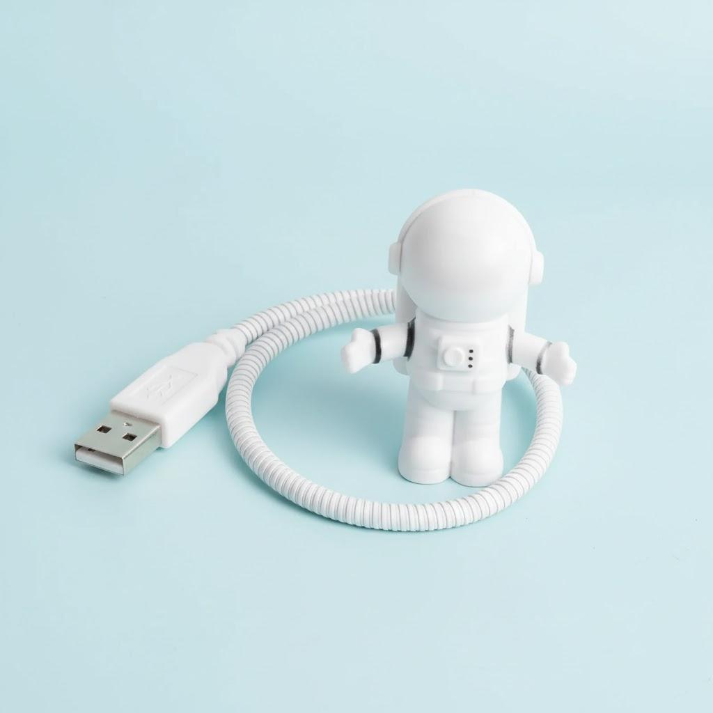 

LED Flexible USB Light Astronaut Night Lamp for Laptop Car Power Bank Decorative Portable Lighting Toy White