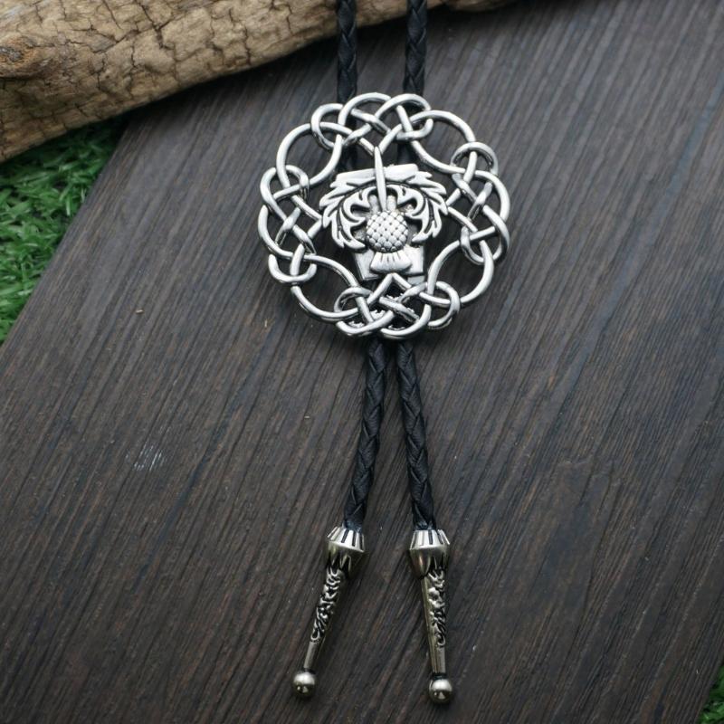 Gothic Bolo-Krawatte für Herren, Cowboy-Krawatte, geflochtene Lederkette mit Totenkopf- und Mottenanhänger aus Metall, Schmuck, Hemdkette