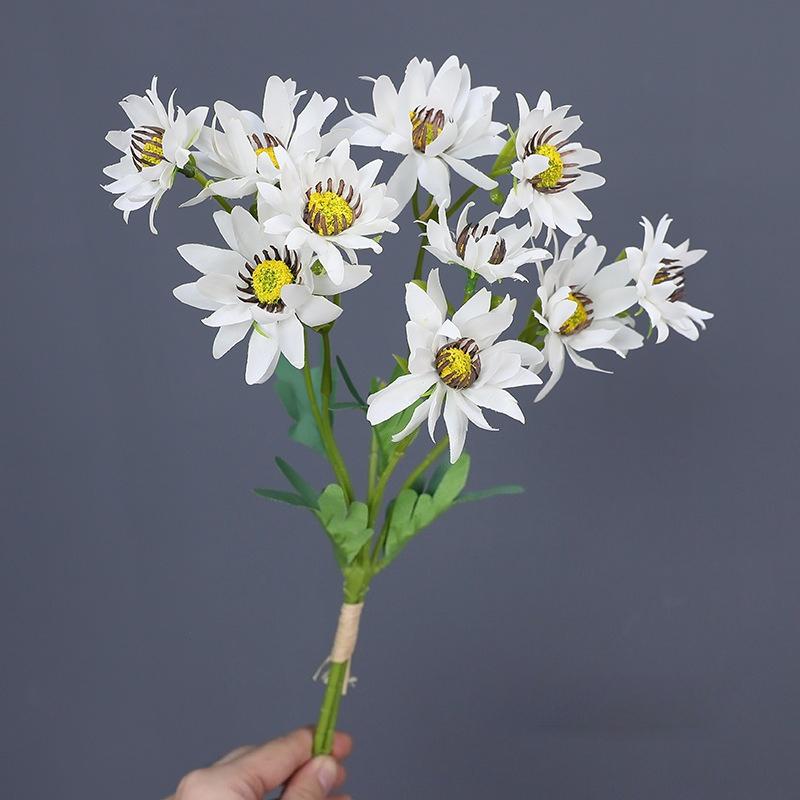 Pastoral Style Artificial Flowers Silk Daisy Bouquet Office Decor Fake Flower Simulation Orange Chamomile Room Decoration