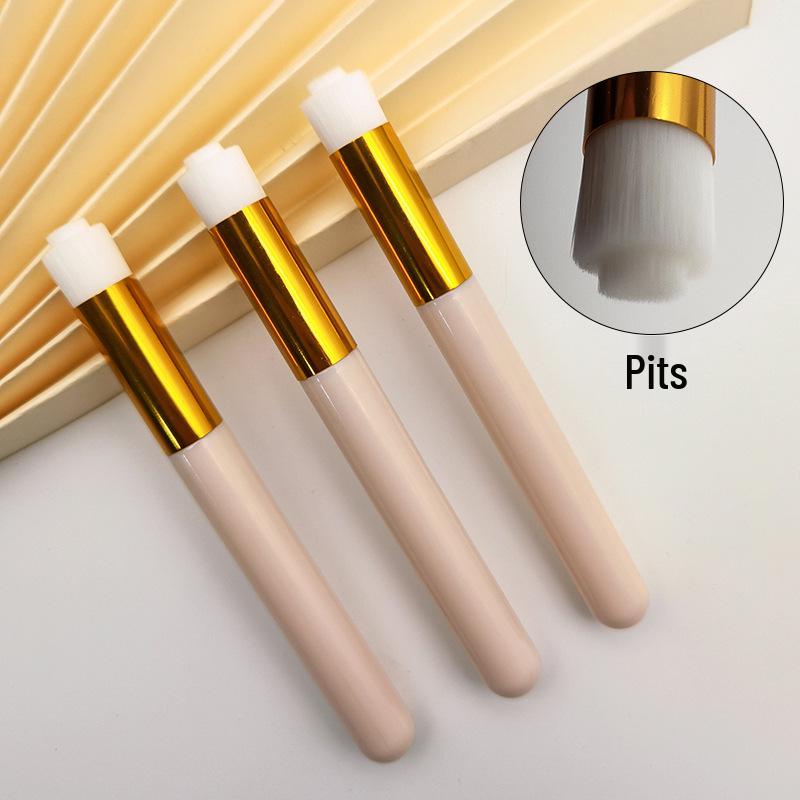 Angled Nose Shadow & Eyelash Cleaning Brush - Blackhead Remover, Makeup & Beauty Tool