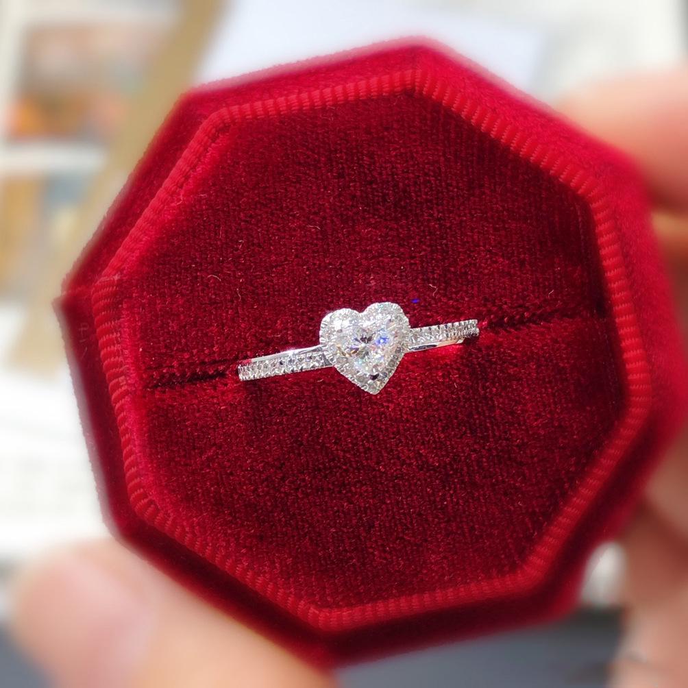 

Кольцо в форме сердца из стерлингового серебра S925: Минималистичный, Роскошный, Свежий Модный Аксессуар для Женщин US Size 7