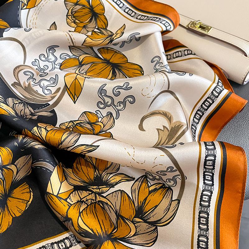 Luxury Brand  Scarf 100% Silk Bandana Women Square Scarves Wrap Mulberry Fashion Headband Hijab Shawls Foulard Headkerchief