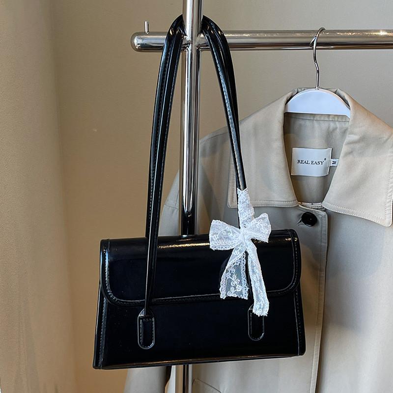 IELGY Sweet Cream Style Simple Underarm Envelope Bag