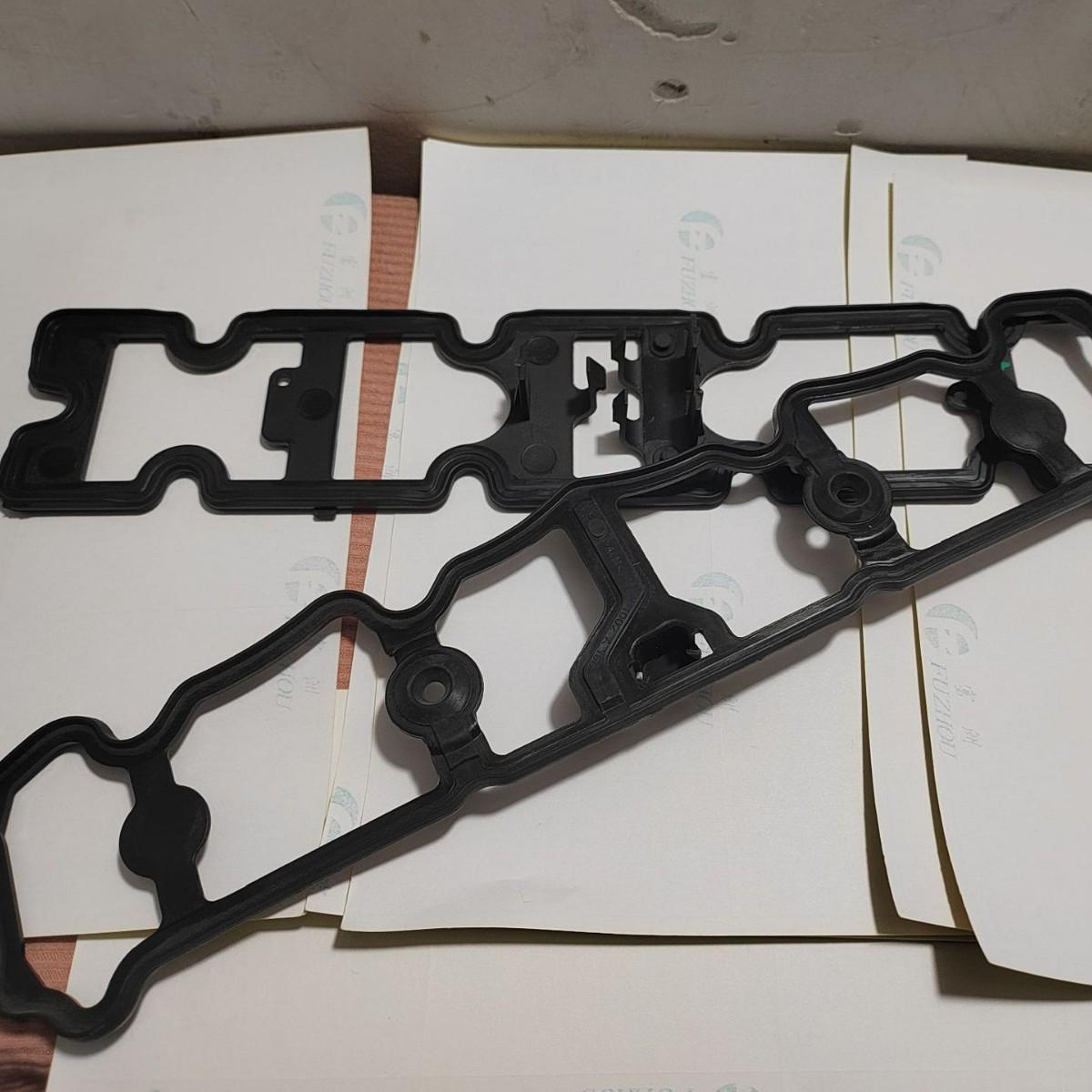 Compatible with Peugeot 4008, 508, 308, Citroen C4L, DS5, and C6. Rubber Sealing Strip