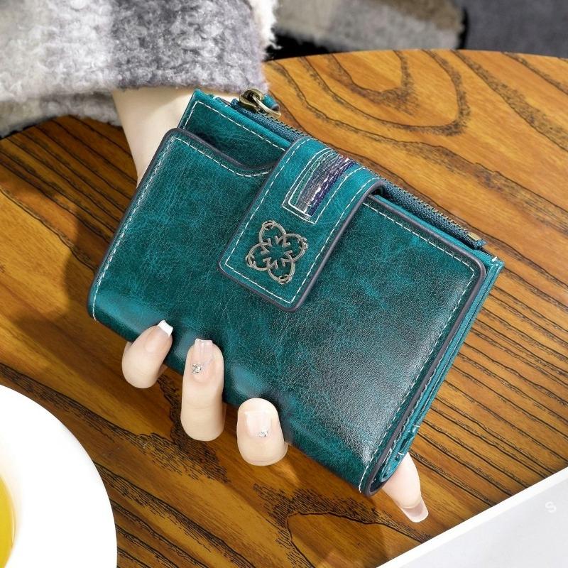 Women Short Wallet RFID Card Holder Retro Oil Wax Leather Wallet Large Capacity Tri-fold Multi Card Slots ID Window Zipper Coin Pocket Foldable Purse