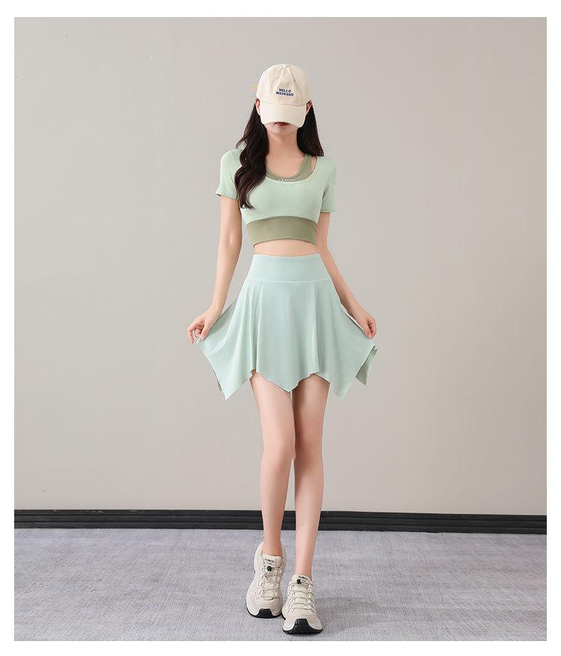 Women's Summer 2025 Quick-Dry Sportswear Set: Pleated Tennis Skort and Fitness/Yoga Outfit