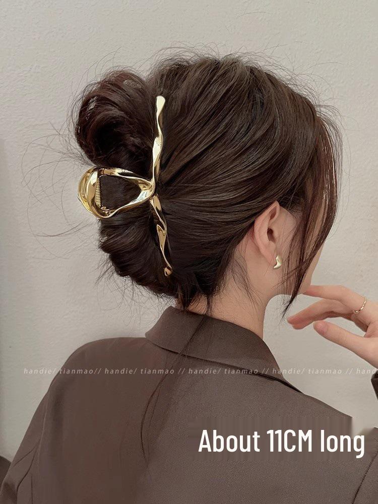 Elegant Large Metal Claw Clip for Women - High-End Shark Hair Clip Accessory