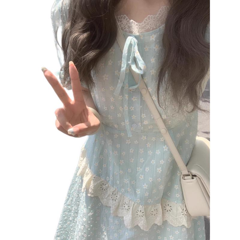 French First Love: Sweet Summer Dress for Students