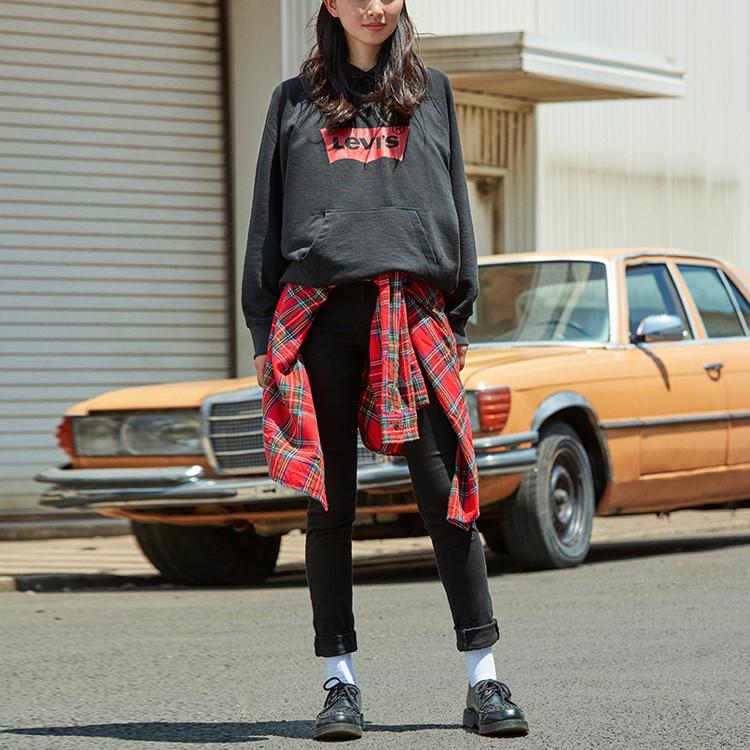 Levis Letter Logo Printed Hoodie Women Hoodies Black 35946-0099