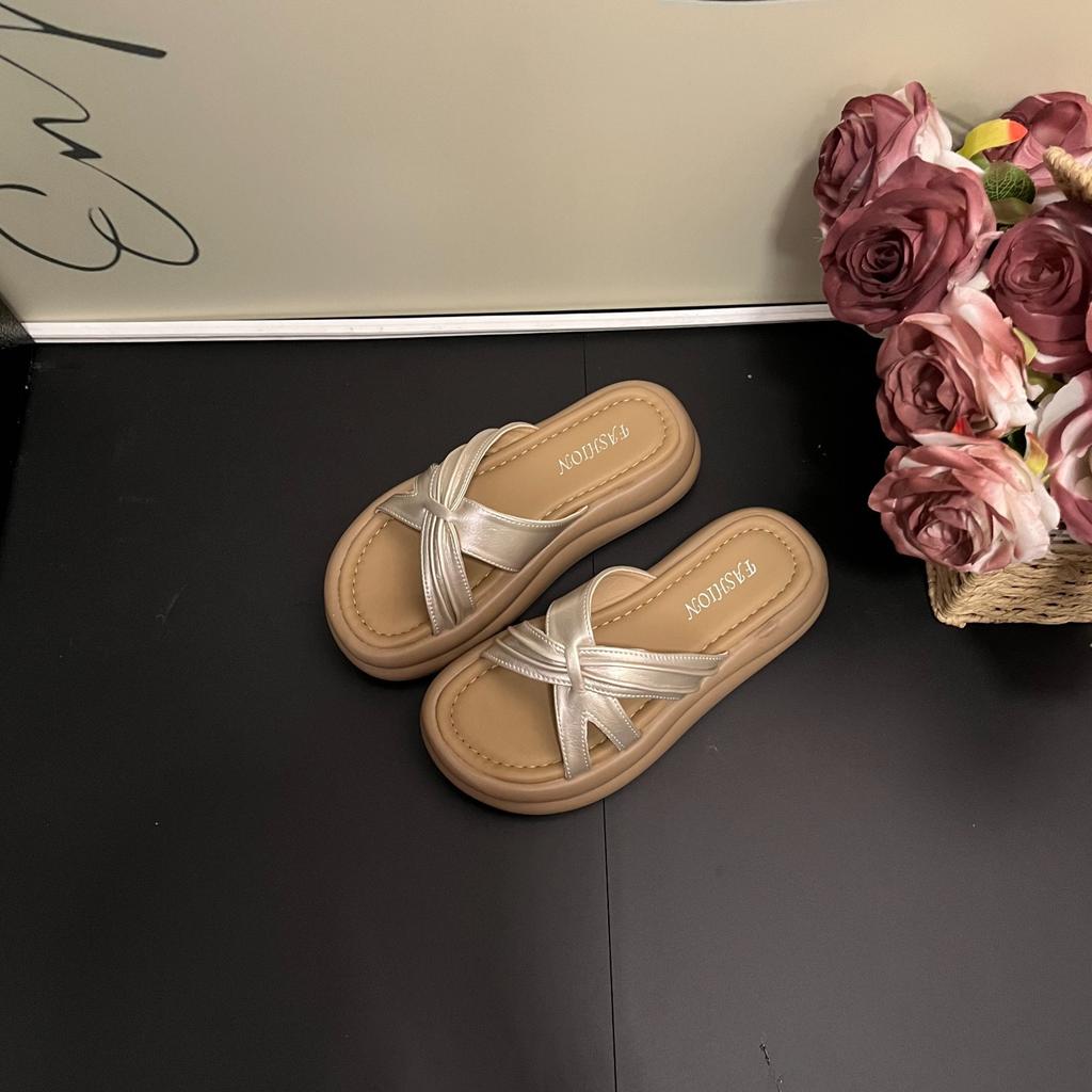 Cool Slippers Women's Summer Wear 2025 New with Skirt Platform Beach Sandals French Fairy Cross One-word Drag