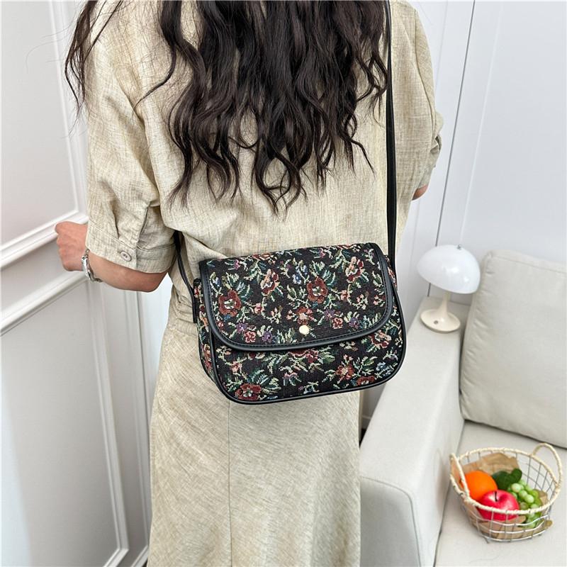 Women's Vintage Floral Crossbody Bag Retro Shoulder Handbag Casual Flap Purse for Ladies Fashion Tote Bag 2026