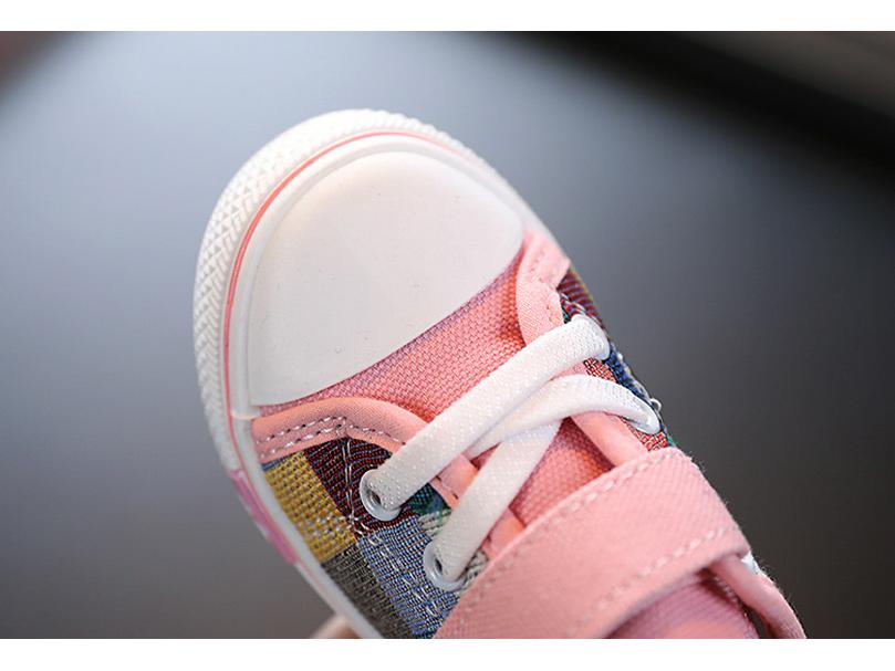 Frühling/Herbst 2023 Kinder Britischer Stil Leinwand Skate-Schuhe - Rutschfest, Unisex, Niedrig geschnitten für Kleinkinder und Kindergarten