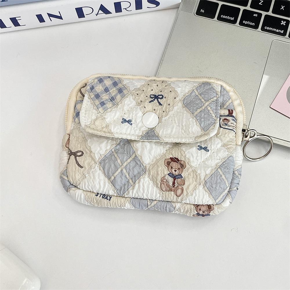 Cute Cartoon Small Travel Cosmetic Lipstick Earphone Card Portable Storage Bag Purse Women Gift Pouch In Make up Bags Organizer
