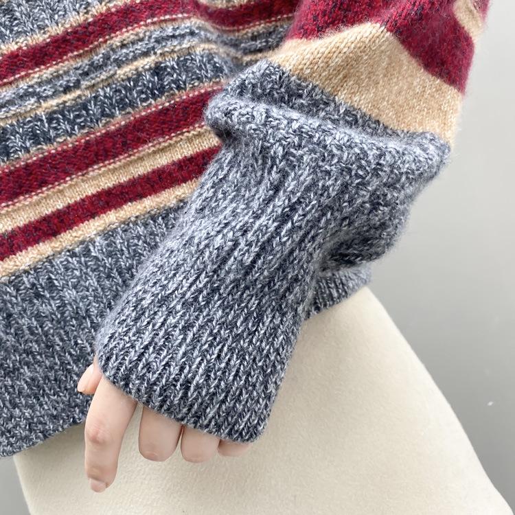 Petite Round Neck Striped Cashmere Sweater - Trendy Autumn/Winter Knit Top for Women