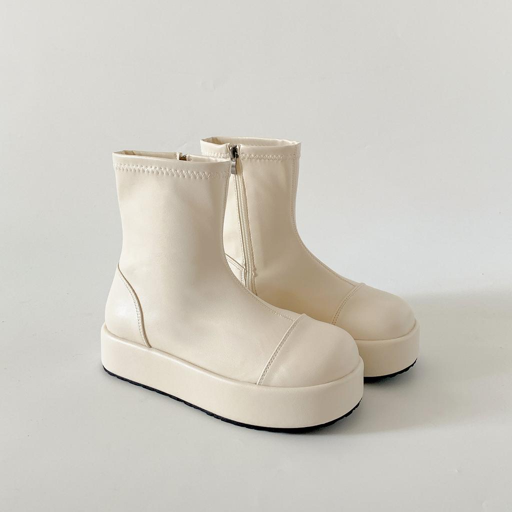 Bottines Martin rétro blanches britanniques à semelles épaisses pour femmes 2025 nouvel automne jupe rehaussantes et amincissantes bottines courtes