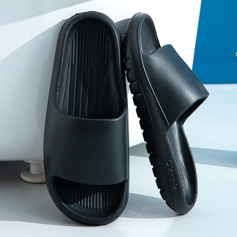 Pantoufles de nuage Super légères pour femmes, sandales d'été de plage à semelle souple, tongs EVA pour hommes et dames, diapositives antidérapantes pour salle de bain à domicile