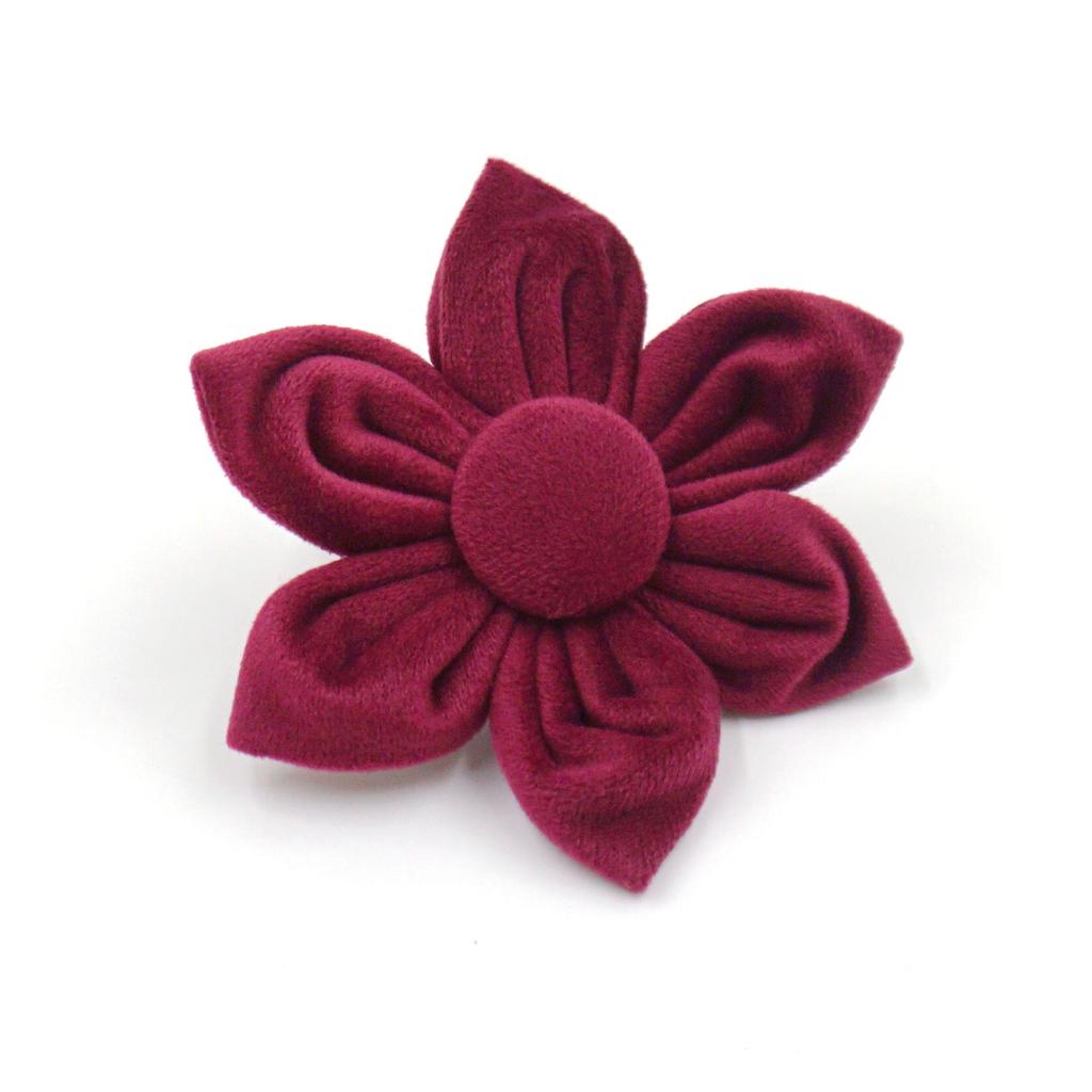 Velvet Flower Dog Collar & Leash Set with Engraving and Bow Tie