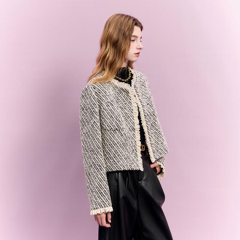 Sancai Women's Winter Short Fragrance Style Quilted Wool Coat