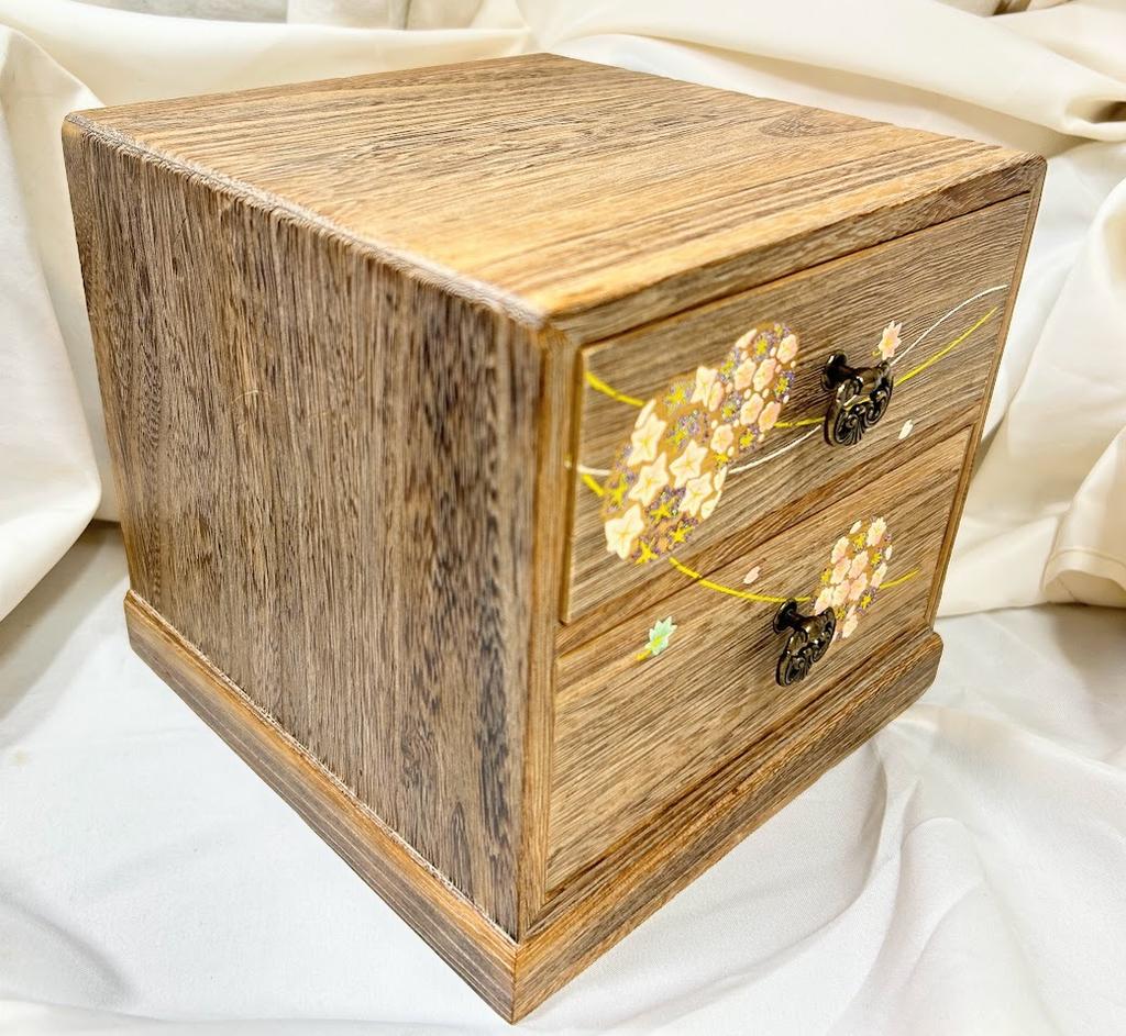 [USED]Aizu Yamago Paulownia Wood Maki-e (Lacquer Art) "Hana-temari" Mini Chest / Small Cabinet / Accessory Box – 2-Drawer Unit – Paulownia Craftwork