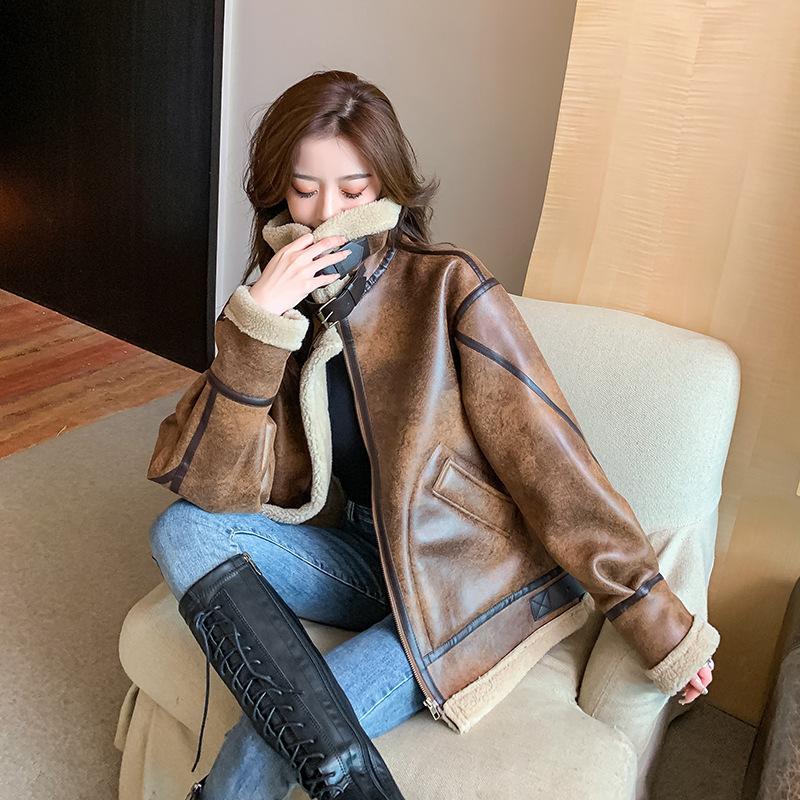 

Женская зимняя куртка из искусственного меха под овчину, утолщенная, в стиле «локомотив», кожаная куртка свободного кроя со стойкой, куртка из меха, топ XL Recommendations 135 to 150 коричневый