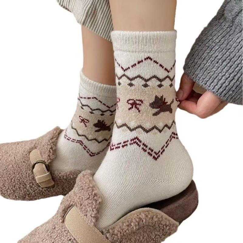 Female Autumn and Winter Thickened Warm Retro Cute Bow Cartoon Dog Wool In Tube Socks