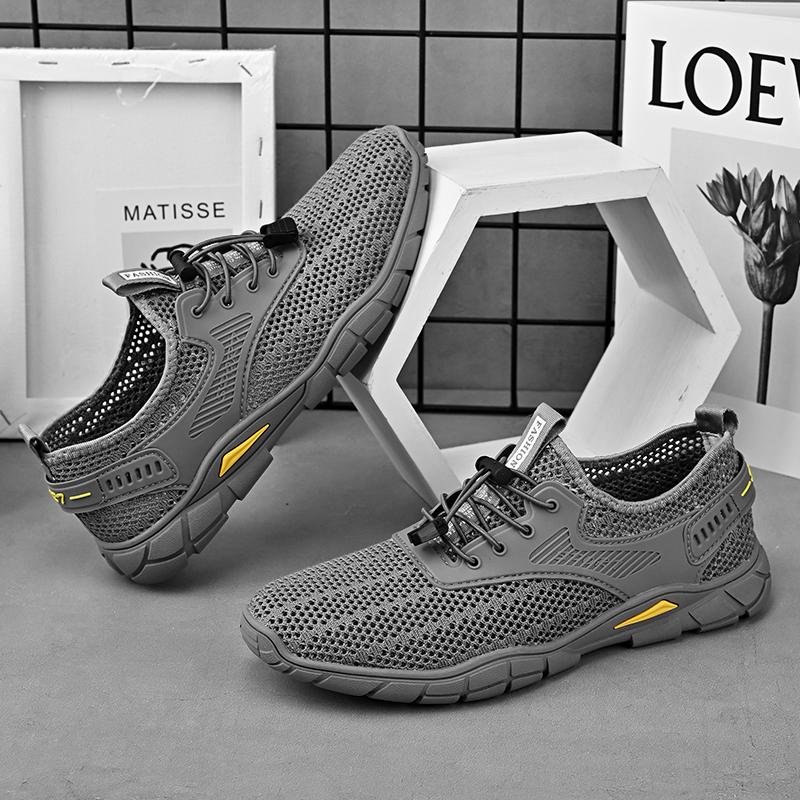 New Fashion Mens Sandals Summer Outdoor Beach Leisure Mesh Shoes Breathable Hollow Out Treking Shoes Versatile Male Cool Sandals