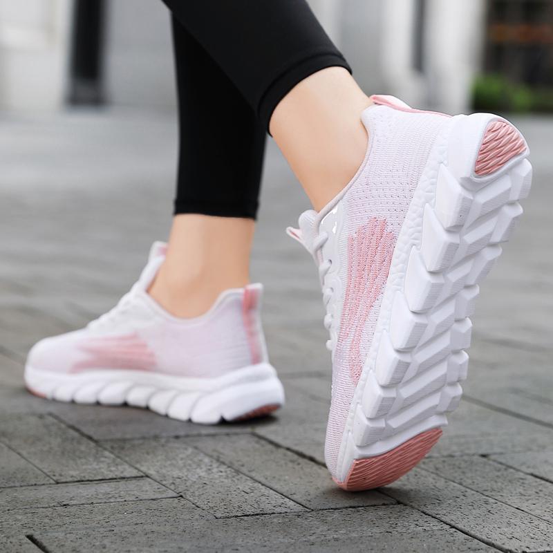 35-44 Moteriški dideli, kvėpuojantys ir lengvi sportiniai ir laisvalaikio batai, madingi bėgimo batai