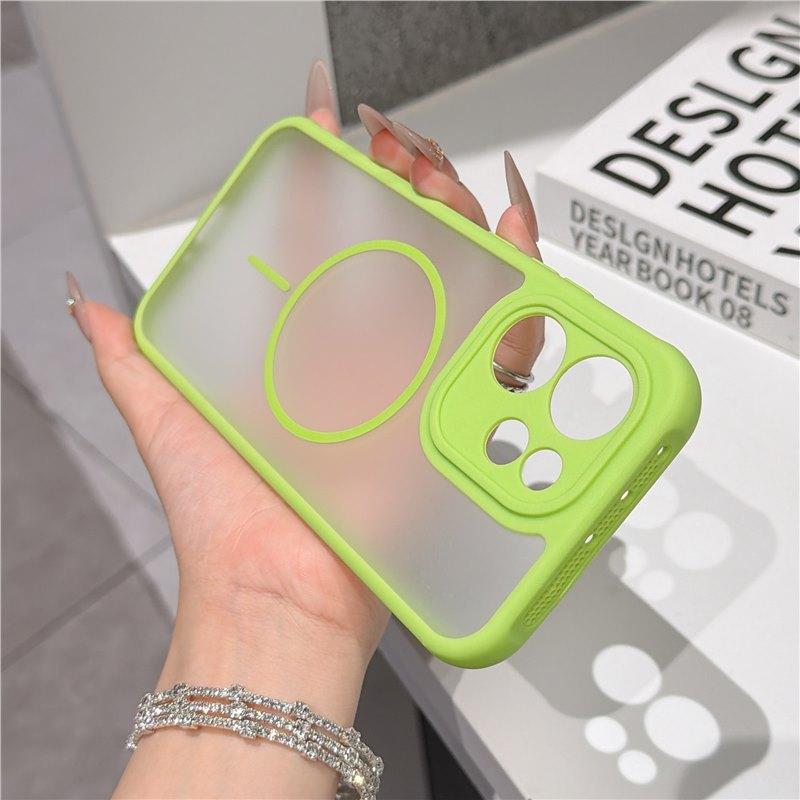 Applicable to OPPOFindX9SPro ultra-thin heat dissipation magnetic mobile phone case Reno15 matte skin-sensitive fine hole protective cover