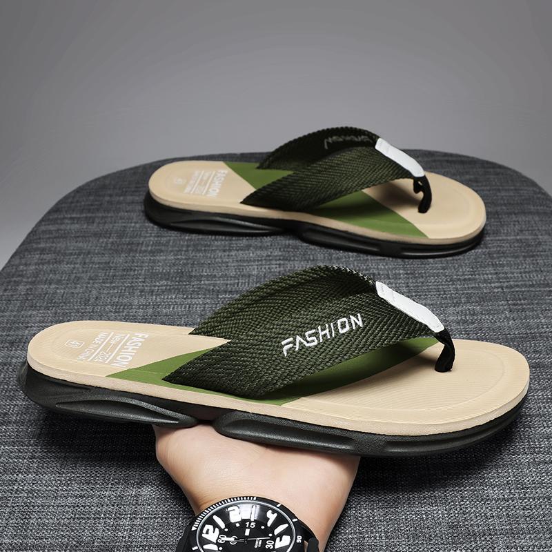 Men's Versatile Summer Slippers Comfortable for Wearing on The Outside Beach Shoes Anti-skid and Waterproof Garden Shoes At Home