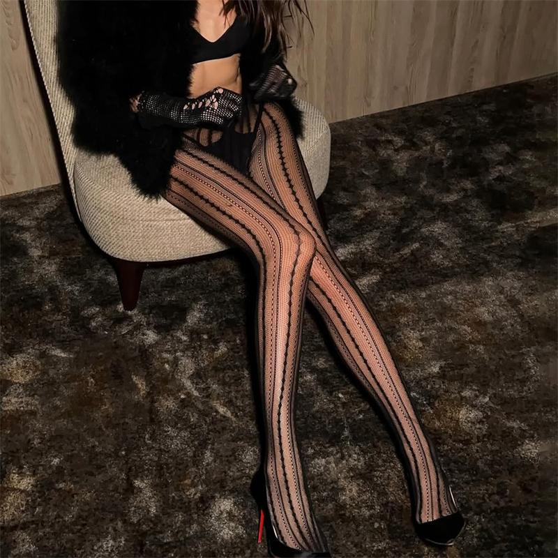 Women's Sexy Lace Tights Retro Geometric Striped Stockings Tight Hollow Fishnet Pantyhose Super Elastic Leggings Y2k Pantyhose