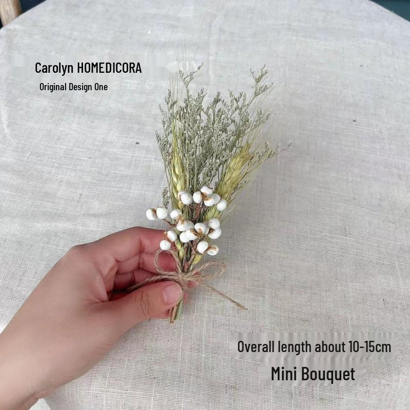 Mini Bouquet of Mixed Natural Dried Flowers: Preserved Gift Box for DIY and Decorations