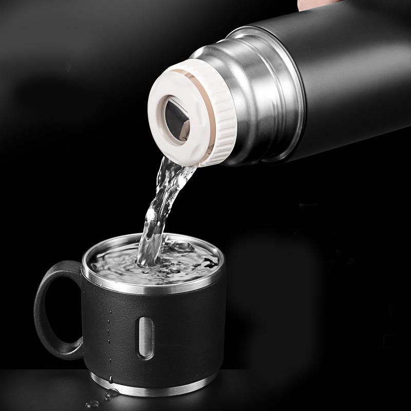 Termoflaska i rostfritt stål Vakuumisolerad kolv med kopp för kaffete