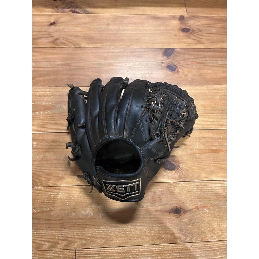 Used Infielder glove ZETT for hardball