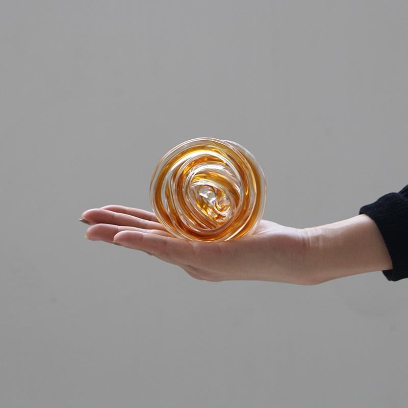 Unregelmäßiges Hanfseil Abstrakte Handwerks-Ornamente Transparente Glas-Knoten-Statue Raum-Ästhetik Dekor Kunstwerk Skulptur