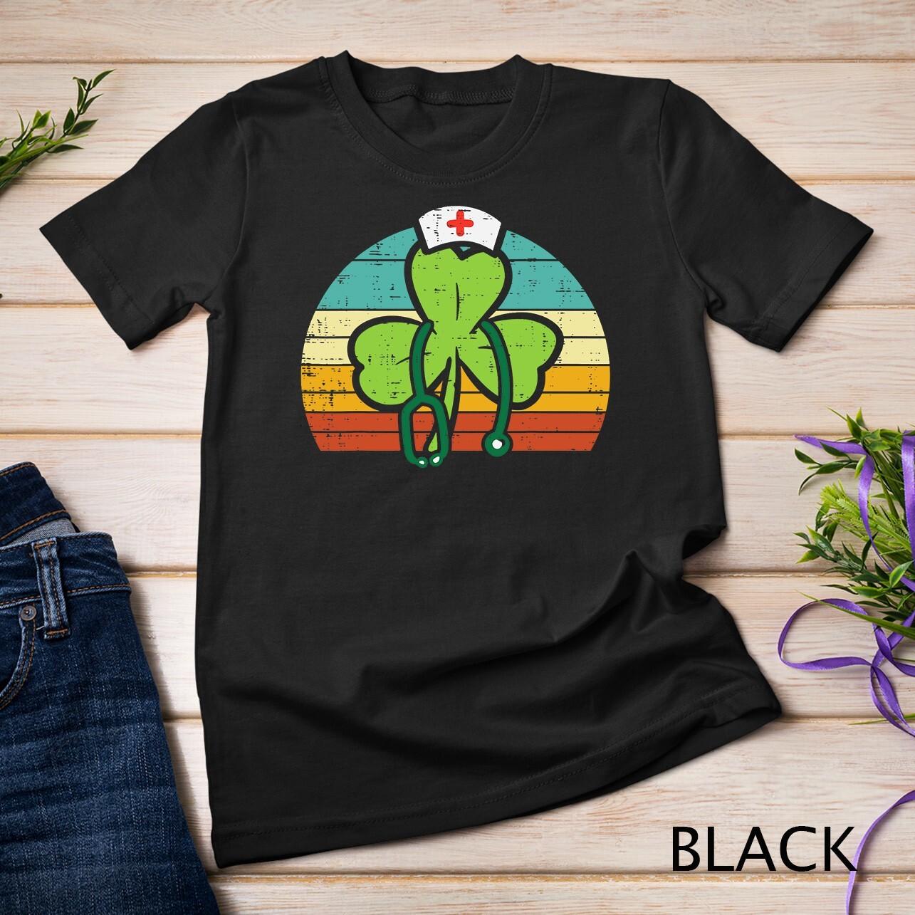 Shamrock Nurse Stethoscope Retro St Patricks Day Nurses RN Unisex T-Shirt Mens Womens Tees Top S