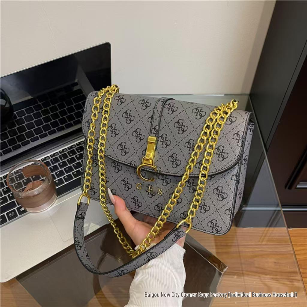 

Europe & America Trendy Textured Chain Small Square Bag - 2025 Women s Fashion Shoulder & Crossbody Bag